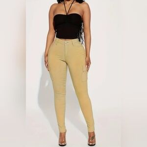 Women's Khaki Slim Fit Straight Flap Pockets Slight Stretch Cargo Denim Pants
